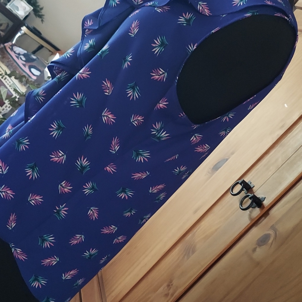 SIMPLY STYLED - Picture 5 of 8